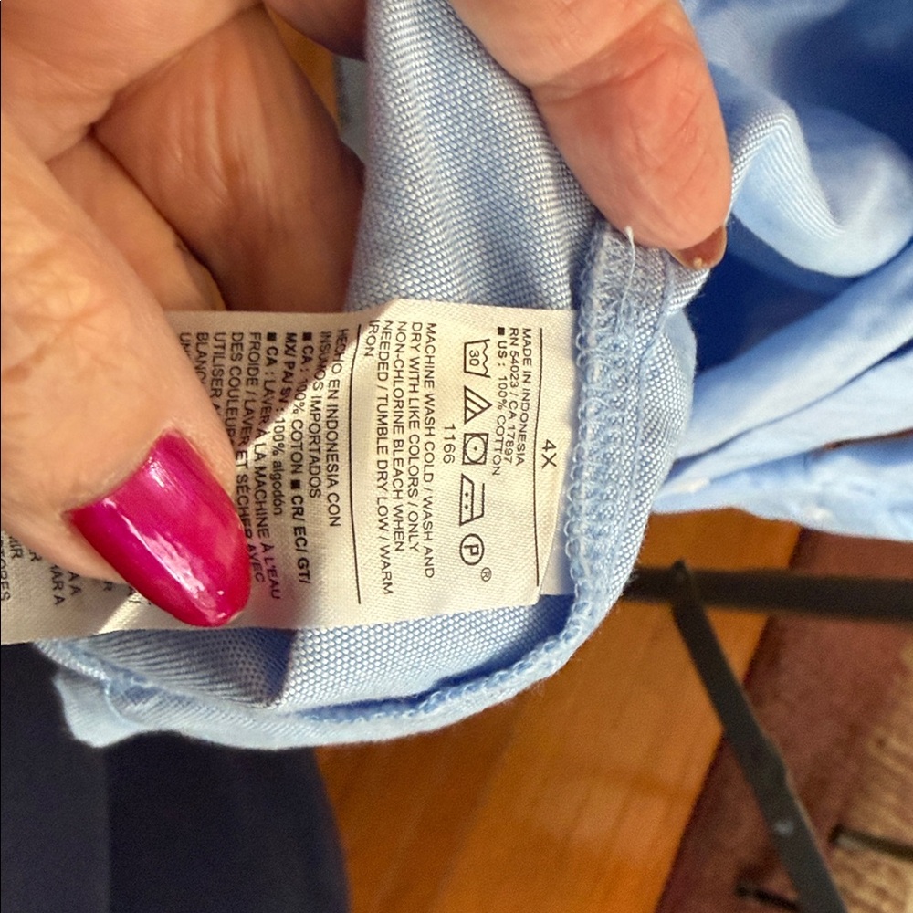 Old Navy boyfriend shirt 4 x NWOT Oxford light blue button down - Picture 5 of 9